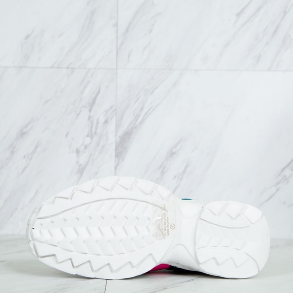 HOT🔥 Fuchsia Lace-Up Platform Lug Sole Sneakers - Picture 5 of 5